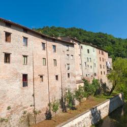 Comunanza 3 pet-friendly hotels
