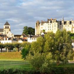 Noyers-sur-Cher 27 hotels