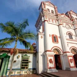 Guarne 102 hotels