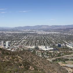 Reseda 6 hotels