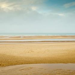 Rang-du-Fliers 3 hot&eacute;is com piscina