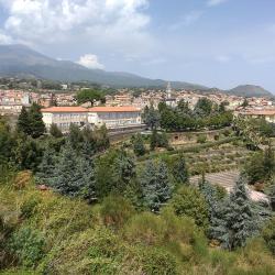 Pedara 4 ski resorts