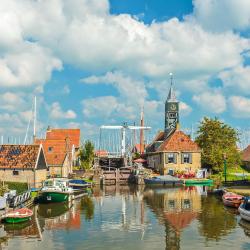Hindeloopen 10 lake house rentals