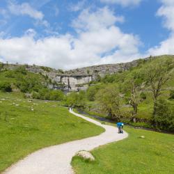 Malham 12 hotelov