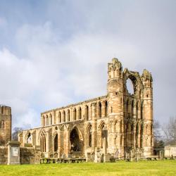 Elgin 47 holiday rentals