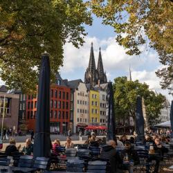 Cologne 270 vacation rentals