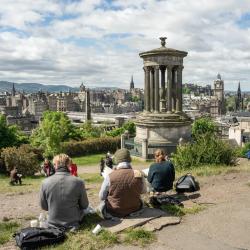 Edinburgh 100 vacation homes