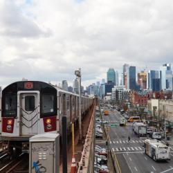 Queens 61 hotels with parking