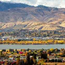 Wenatchee 22 hotels with parking