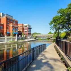 Naperville 3 chalupy