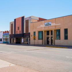 Tucumcari 6 hot&eacute;is com piscina