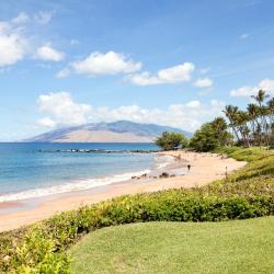 Wailea 719 hotels with parking