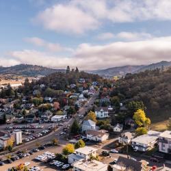 Roseburg 4 bed and breakfast