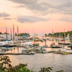 Camden 18 hotels with parking