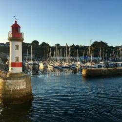 Groix 24 cheap hotels