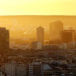 Issy-les-Moulineaux 77 hotels with parking