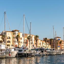 Leucate 64 lake house rentals