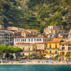 Maiori 218 hotels with parking