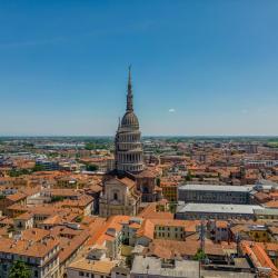 Novara 98 hotels with parking