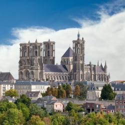 Laon 3 penziony
