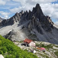 Sesto 10 4-star hotels