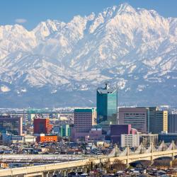 富山市