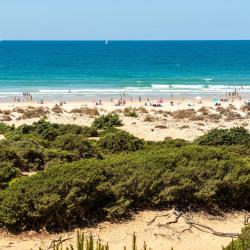 Novo Sancti Petri 125 hotels with parking