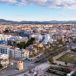 Vilanova i la Geltrú 52 hotels with parking