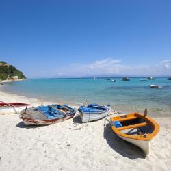 Afitos 189 hotels with parking