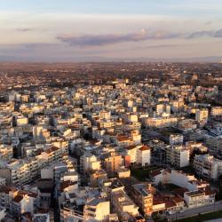 Komotini 50 hot&eacute;is com estacionamento