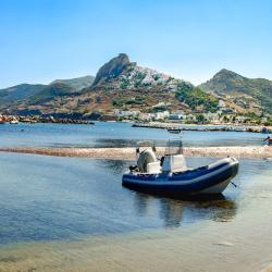 Skiros 137 hotels with parking