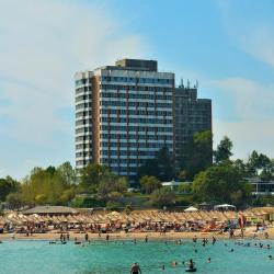 Mangalia 204 hotels with parking