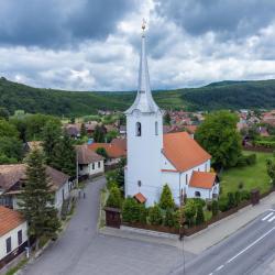 Praid 76 hoteles con estacionamiento