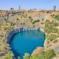 Kimberley 65 hotel dengan kolam renang