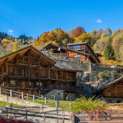 Alagna Valsesia 31 hotels with parking
