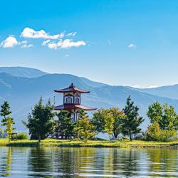 Lake Toya 3 luxury hotels