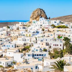 Ios Chora 8 hot&eacute;is com banheiras de hidromassagem