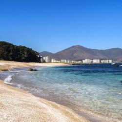 Papudo 3 &xi;&epsilon;&nu;&omicron;&delta;&omicron;&chi;&epsilon;ί&alpha; &mu;&epsilon; &upsilon;&delta;&rho;&omicron;&mu;&alpha;&sigma;ά&zeta;