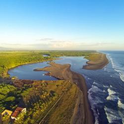 Monterrico 3 luxury hotels