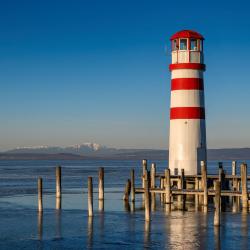 Podersdorf am See 47 hotels with parking
