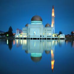Puchong 146 hotels with parking