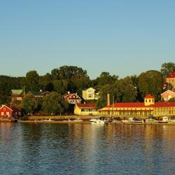 Uddevalla 20 sewaan penginapan
