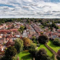 Louth 68 hotels with parking