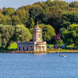 Oakham 4 hotel dengan kolam renang