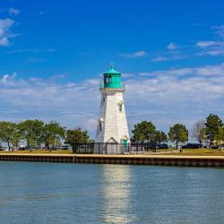 St. Catharines 35 hotels