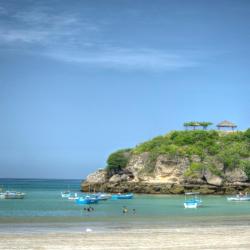 Ayangue 16 hotels with parking