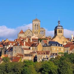 V&eacute;zelay 8 acomoda&ccedil;&otilde;es com cozinha