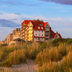 Westende 8 hotels