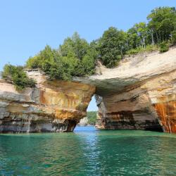 Munising 8 pet-friendly hotels