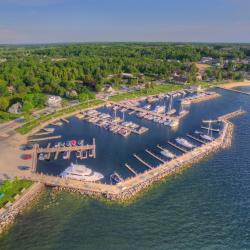 Sister Bay 33 hotels